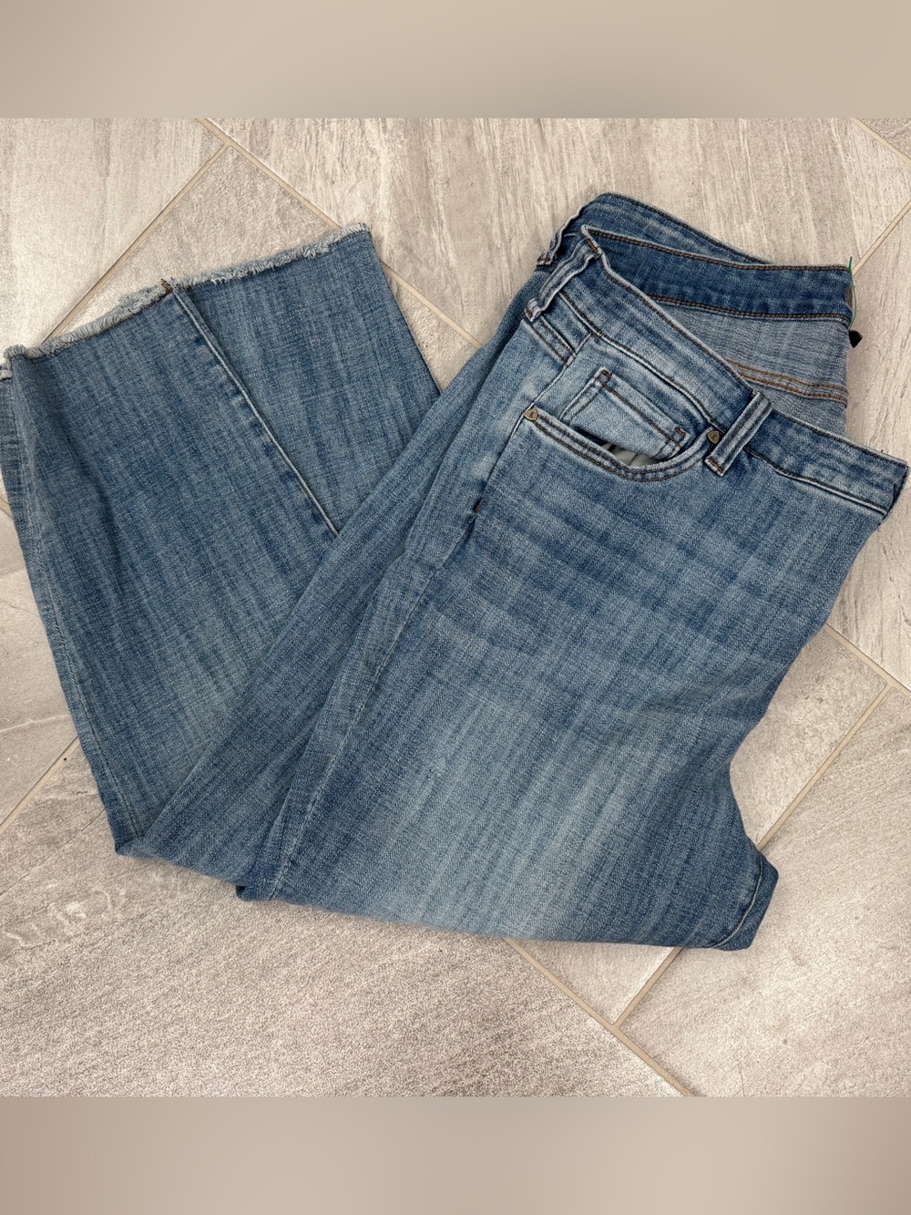 Kut from the Kloth Medium Blue Wide-Leg Jeans